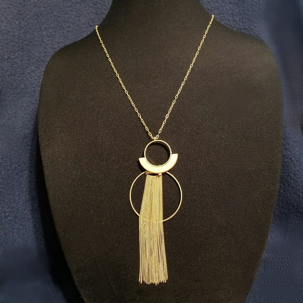 28th St. Garden Party Fringe Pendant Long Necklace Stylish Design Boho-Chic